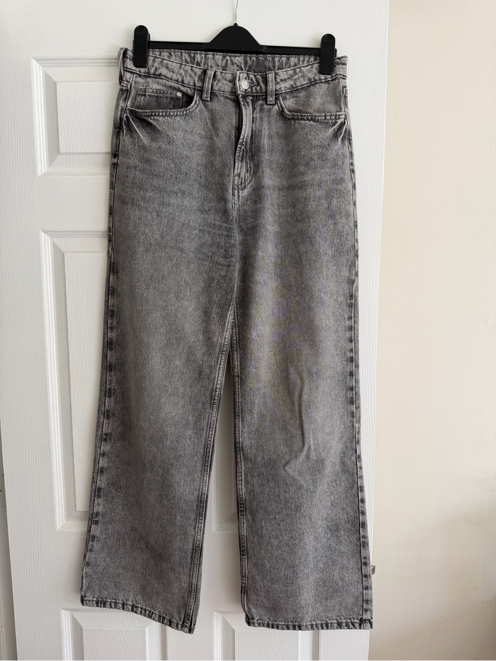Women's H&M Wide Leg Grey Washed Jeans